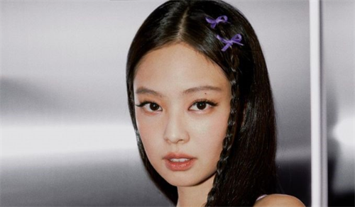 Liệu pháp '0 đồng' giúp Jennie (Blackpink) giữ da căng mịn